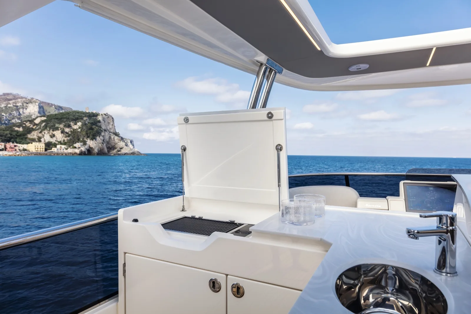 A4A - photo 20 location yacht Cannes