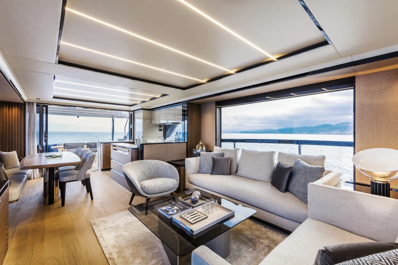 A4A - photo 22 location yacht Cannes