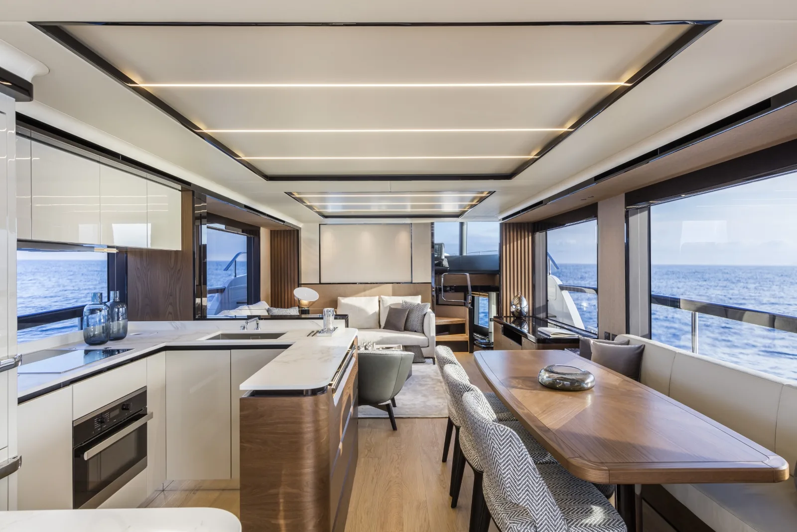 A4A - photo 26 location yacht Cannes
