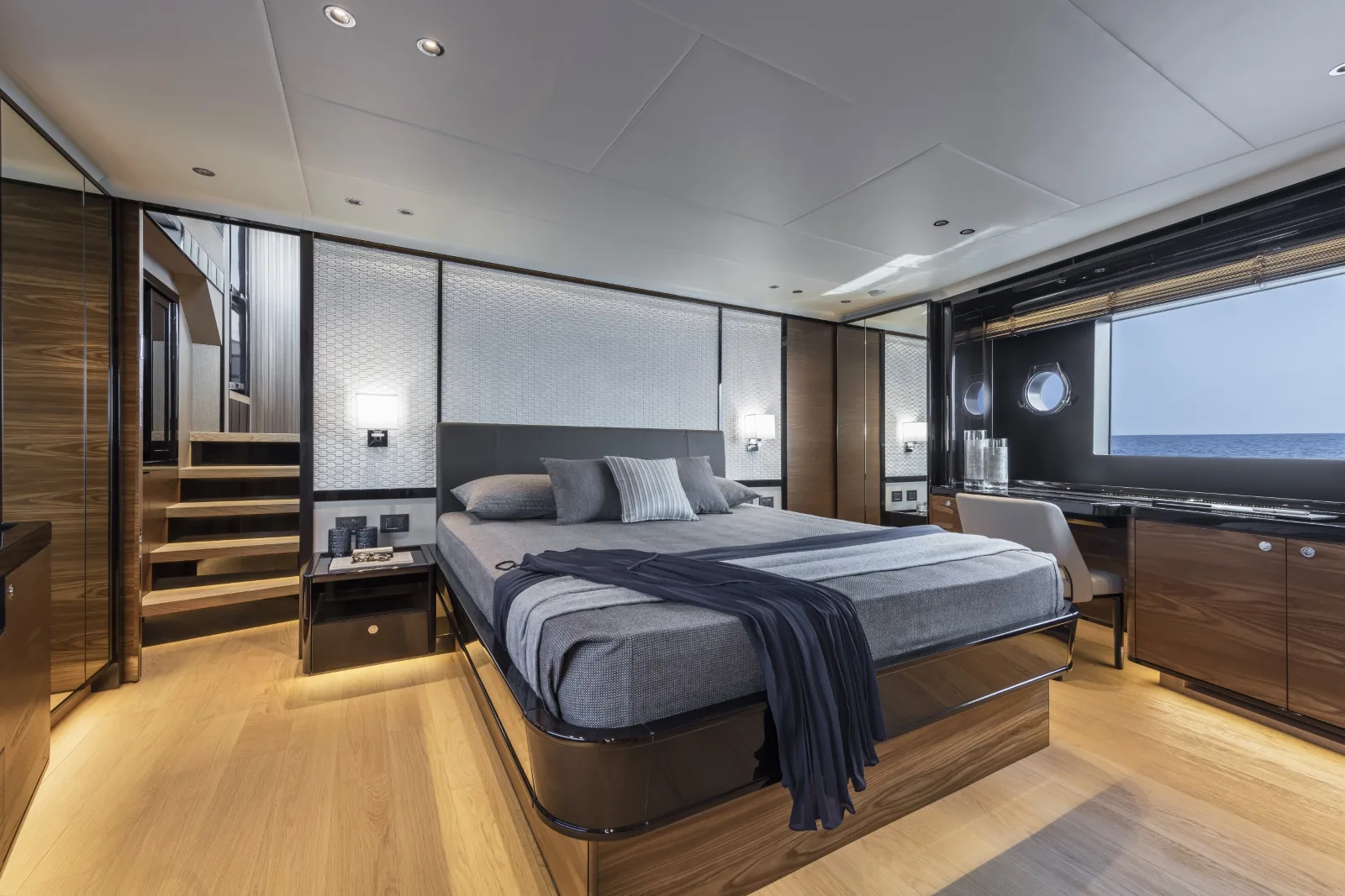 A4A - photo 28 location yacht Cannes