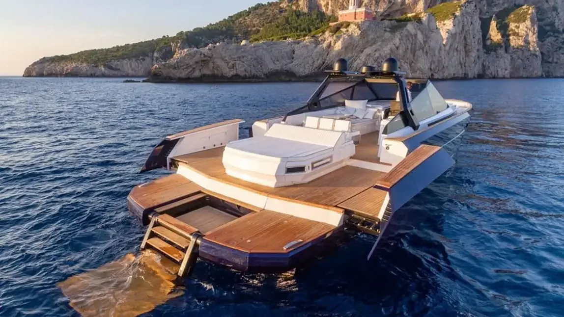 Absolem, photo 1 location yacht Cannes