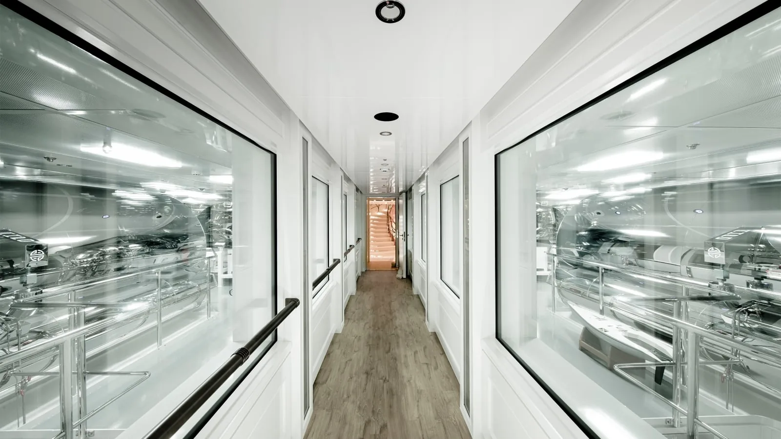 AHPO - photo 26 location yacht Cannes