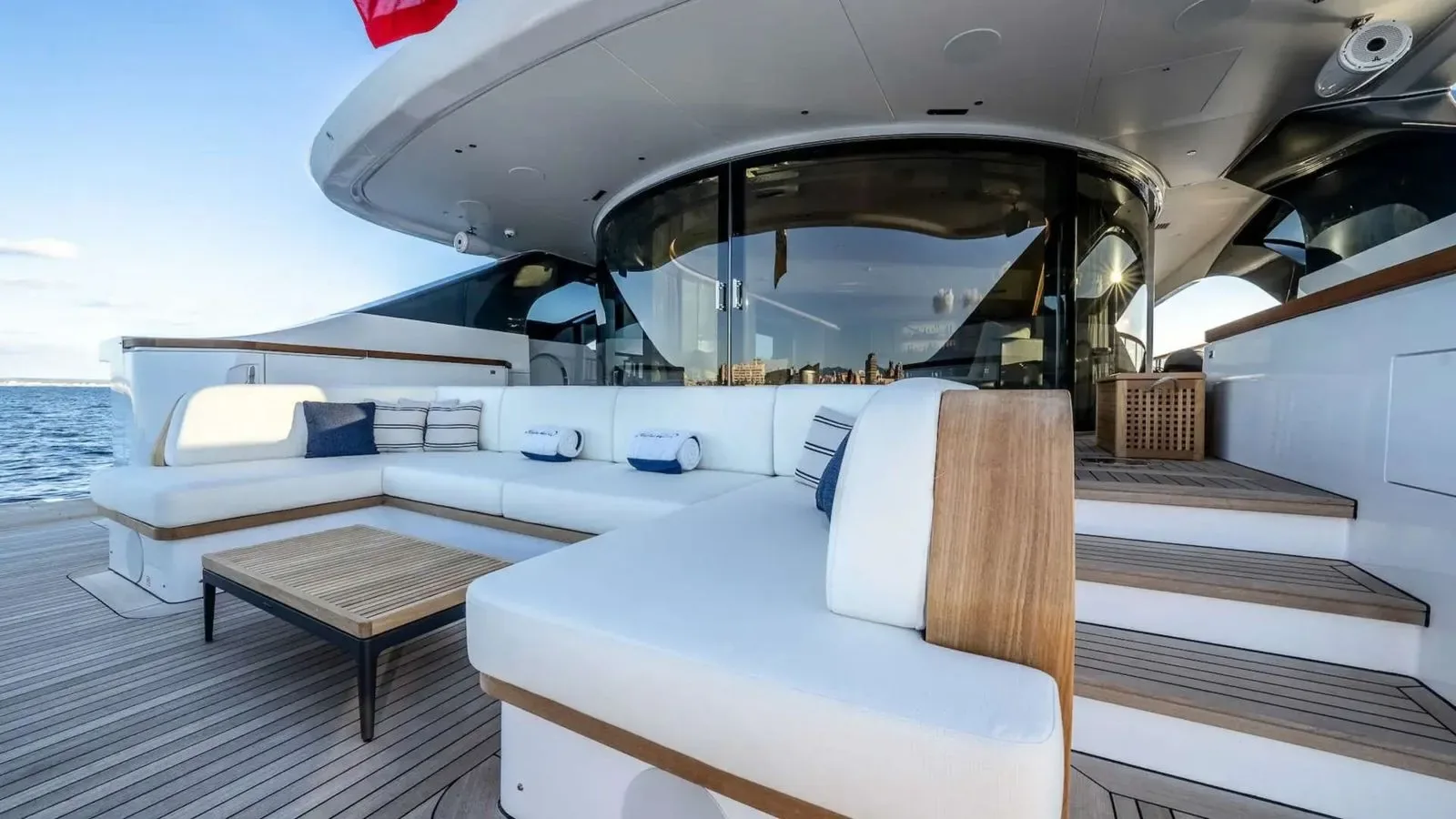 ALPHA WAVES - photo 12 location yacht Cannes