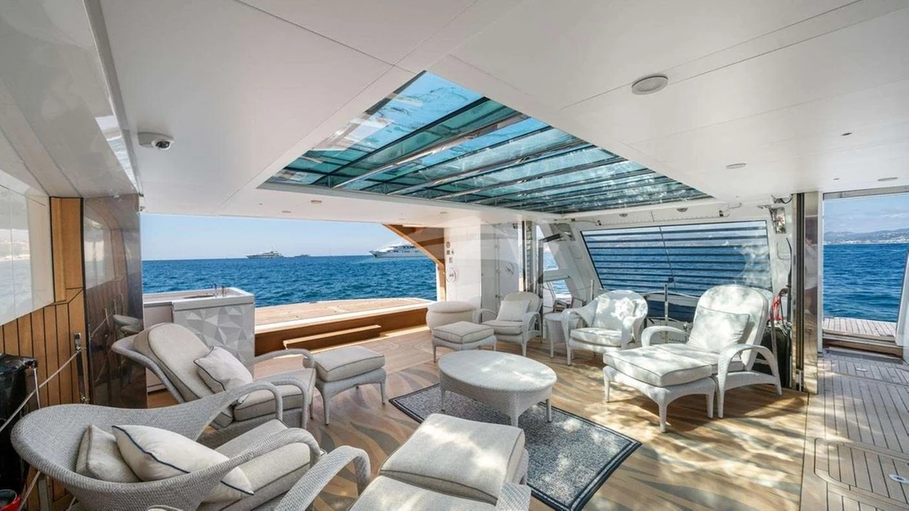 Alulim, photo 13 location yacht Cannes