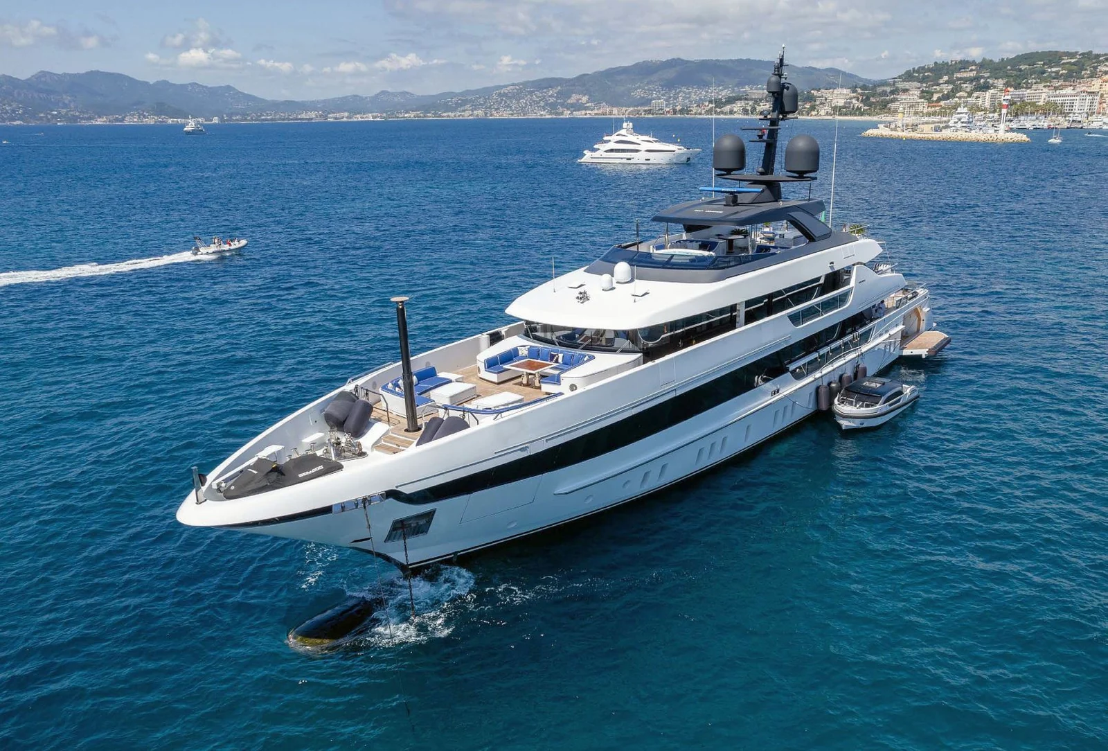Alulim, photo 15 location yacht Cannes