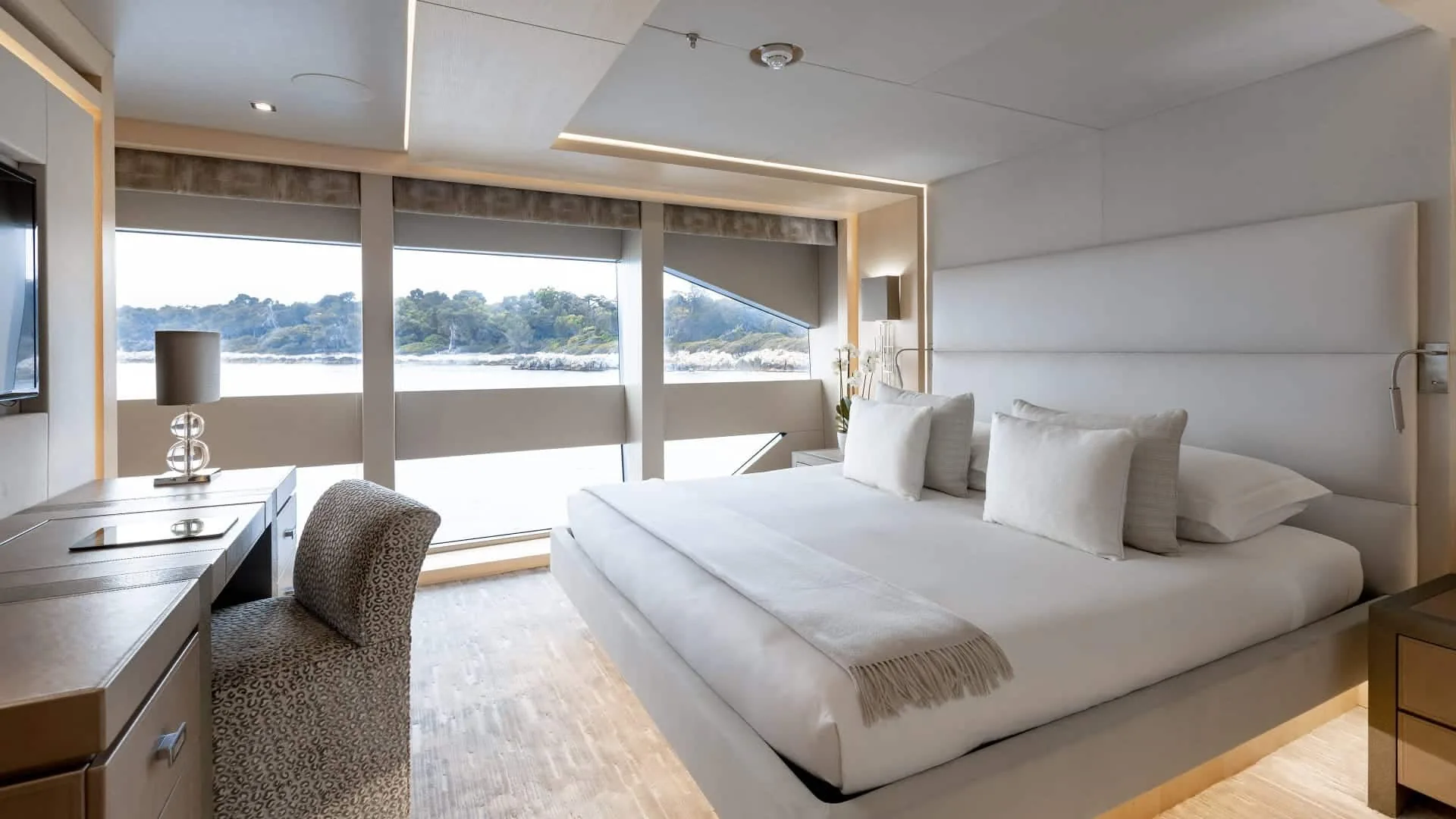 ARADOS - photo 23 location yacht Cannes