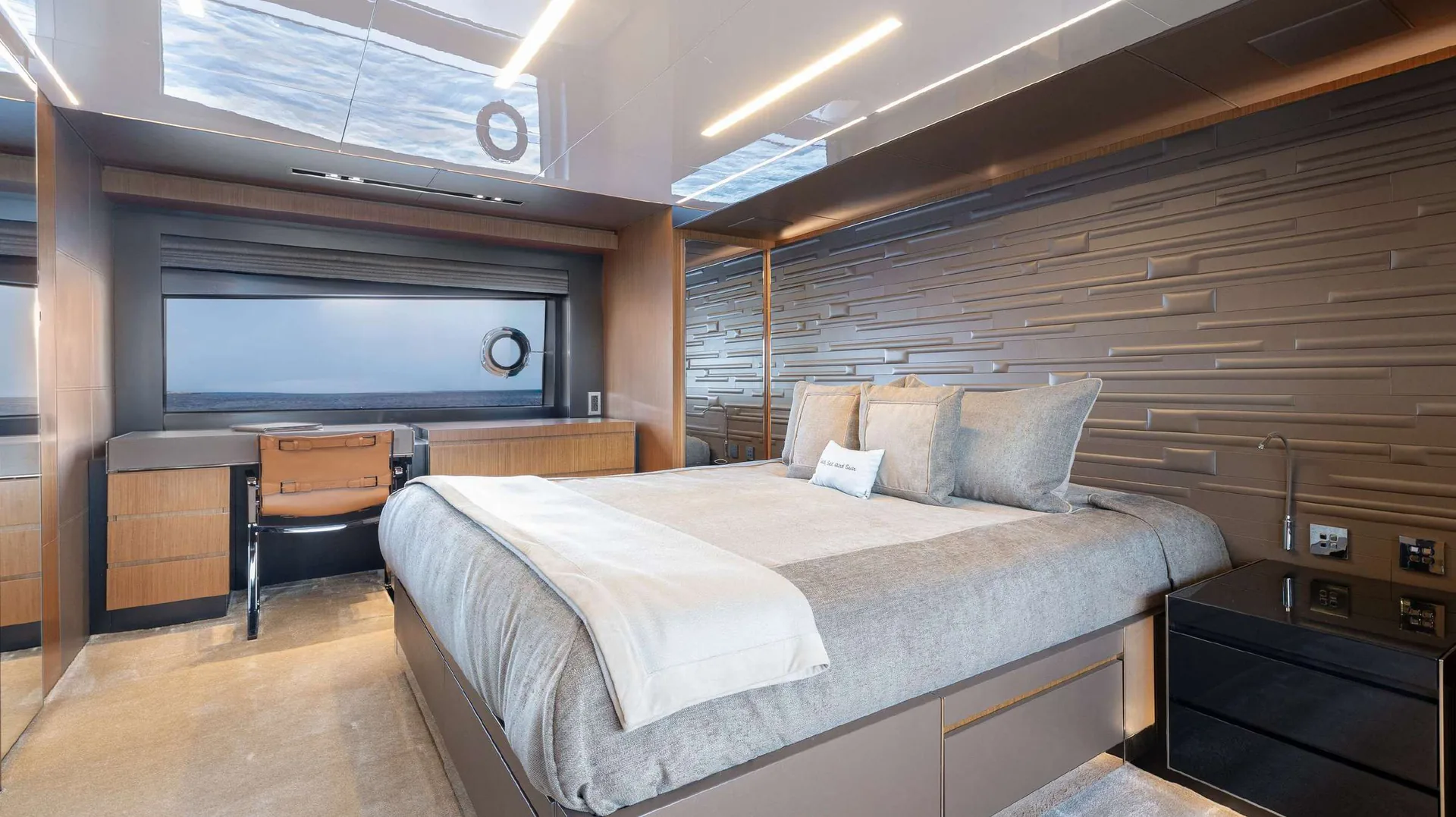 Ariyas, photo 19 location yacht Cannes