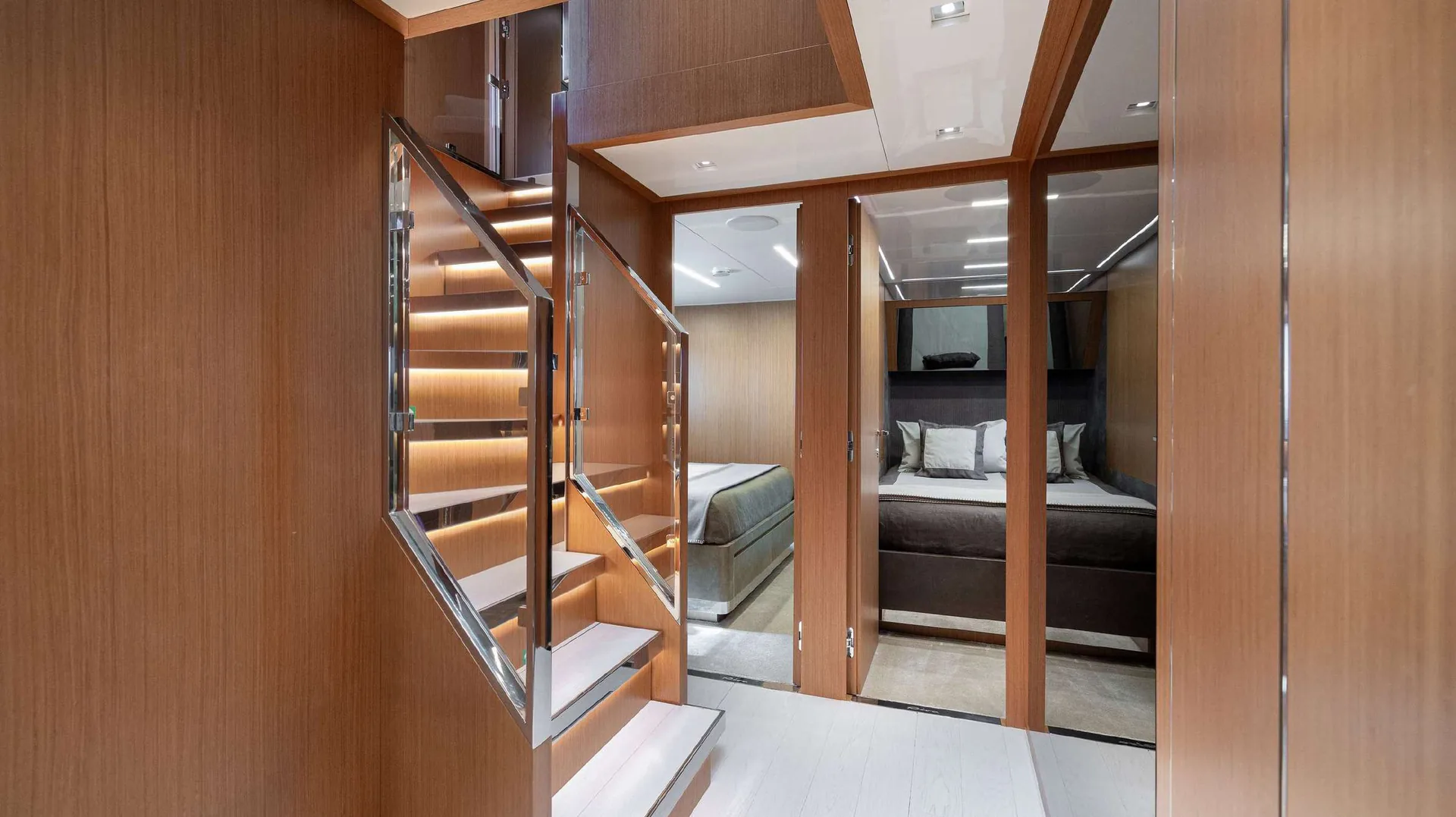 Ariyas, photo 22 location yacht Cannes