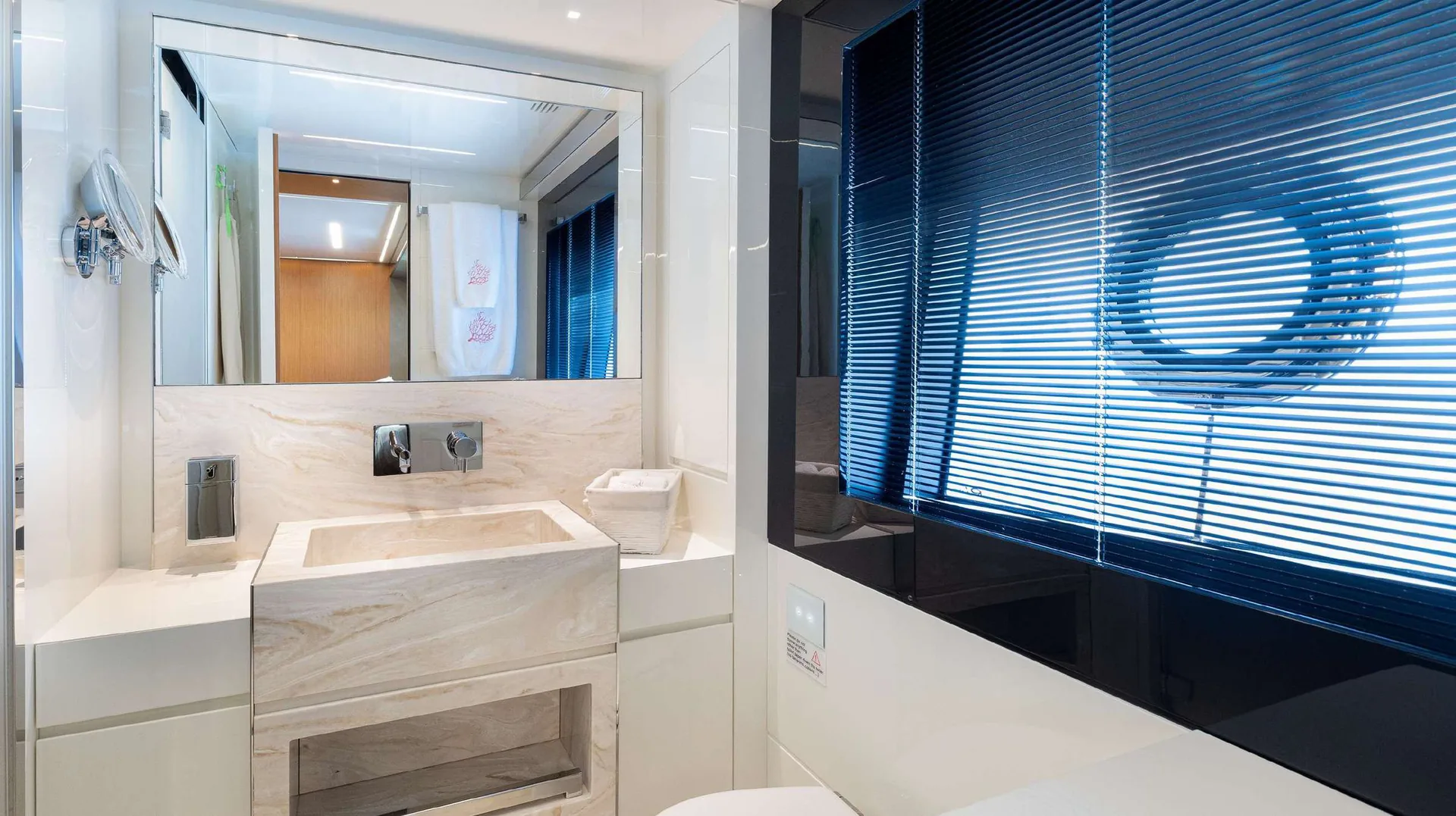 Ariyas, photo 25 location yacht Cannes