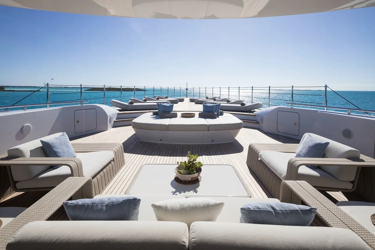 ARTISAN - photo 17 location yacht Cannes