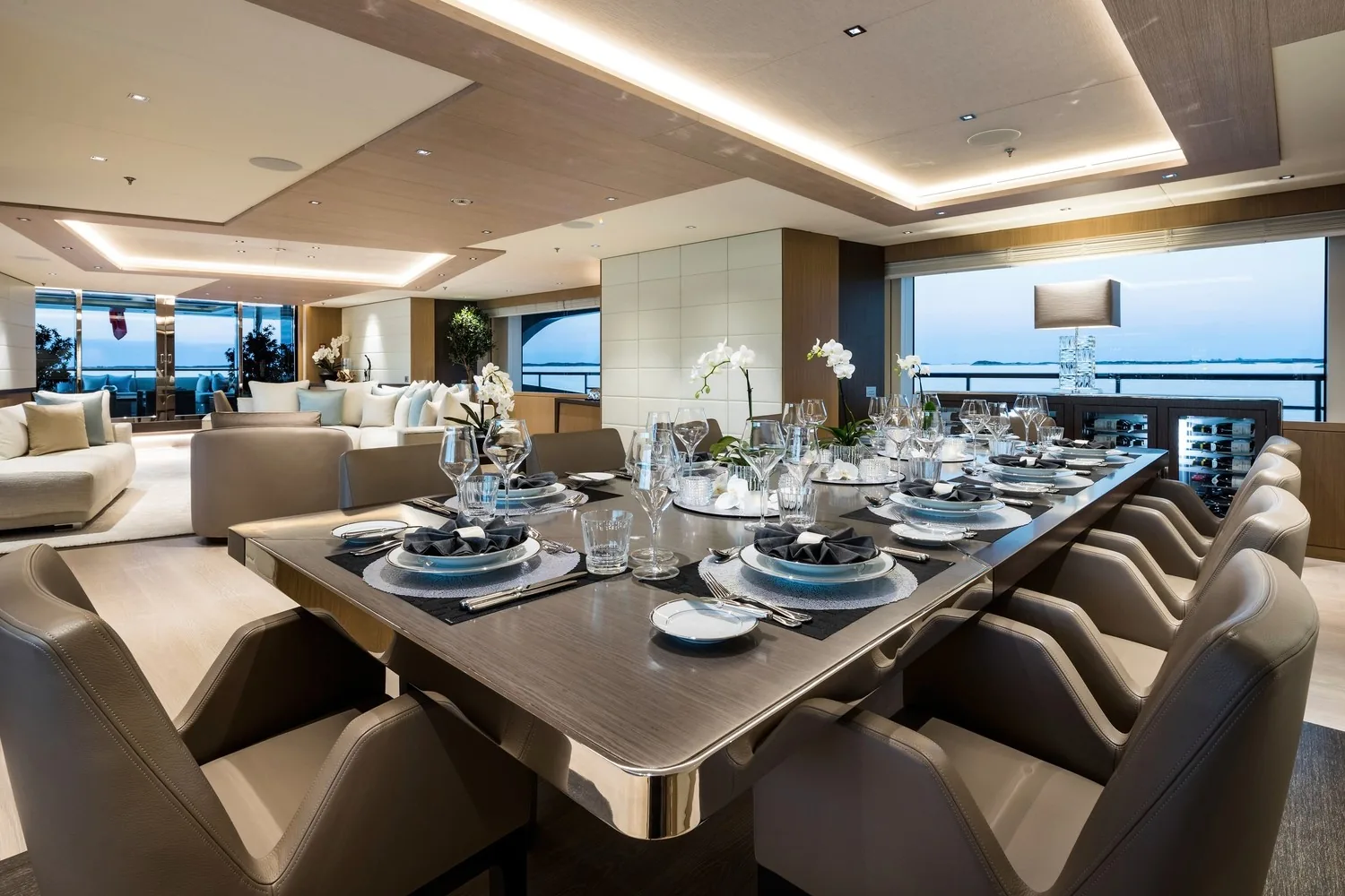 ARTISAN - photo 25 location yacht Cannes