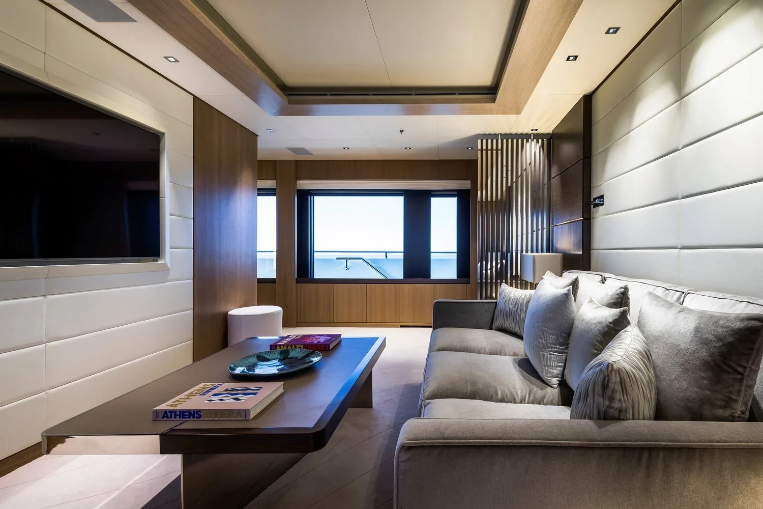 ARTISAN - photo 32 location yacht Cannes