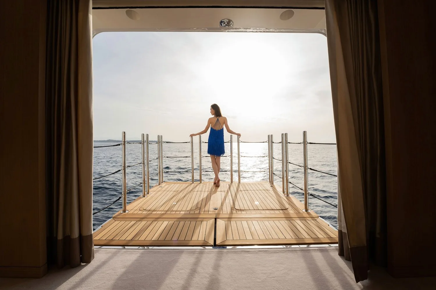 ARTISAN - photo 37 location yacht Cannes