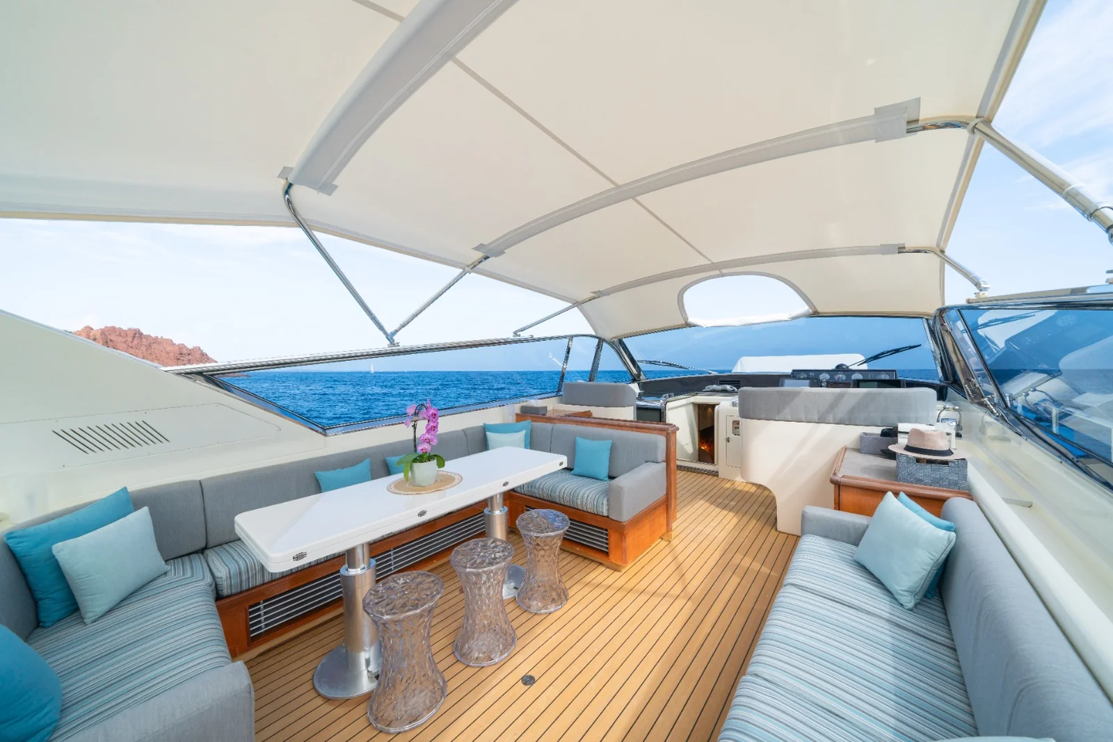 Baoli, photo 15 location yacht Cannes