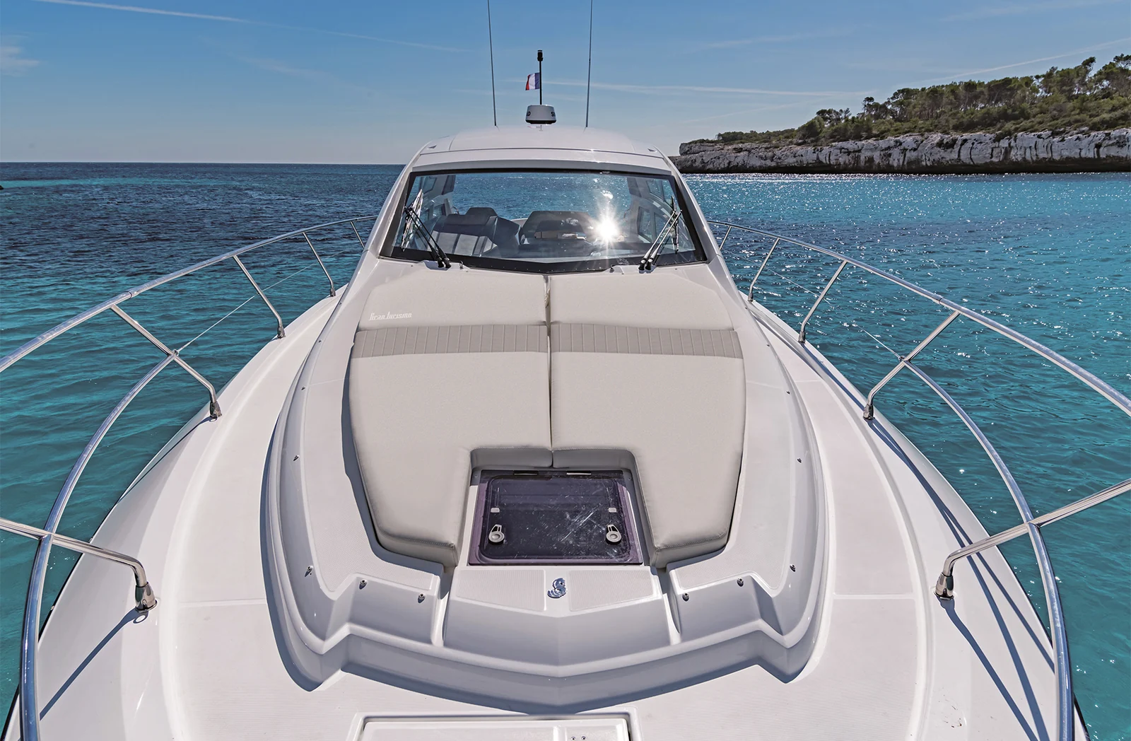 Beneteau Gran Turismo 46, photo 14 location yacht Cannes