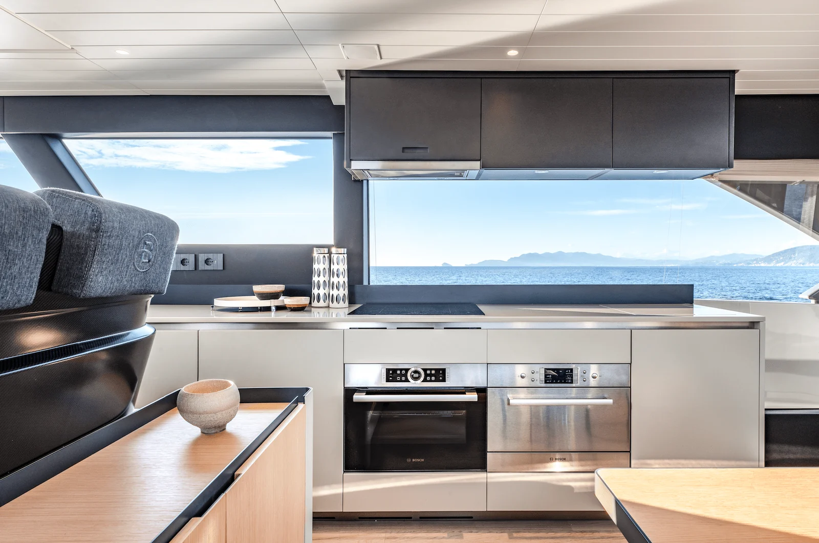 Bluegame BG62, photo 21 location yacht Cannes