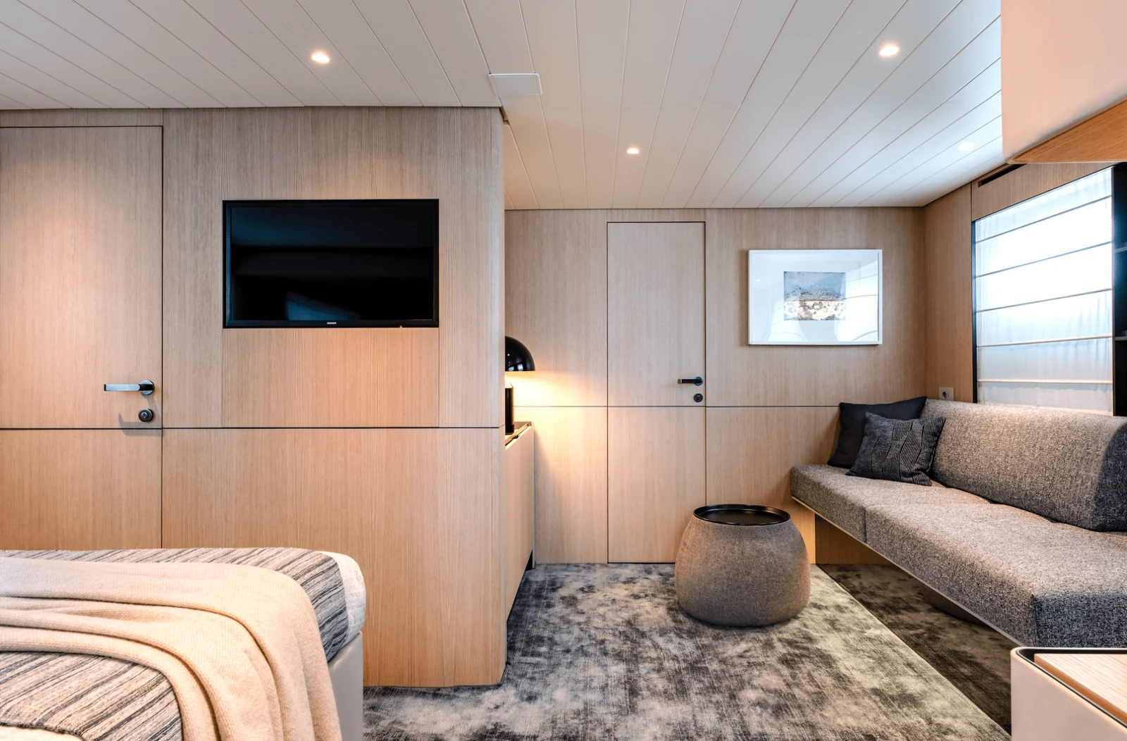 Bluegame BG62, photo 25 location yacht Cannes