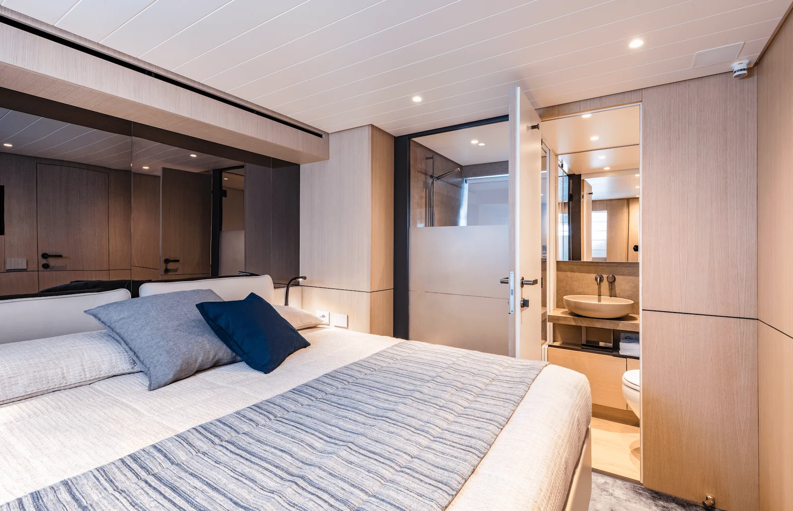 Bluegame BG62, photo 28 location yacht Cannes