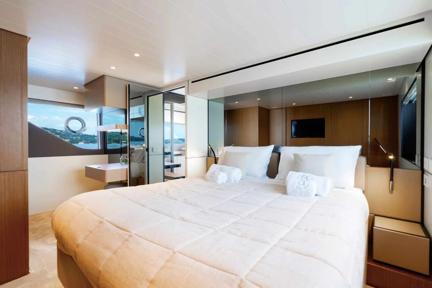 BLUEGAME BGX63 - photo 15 location yacht Cannes