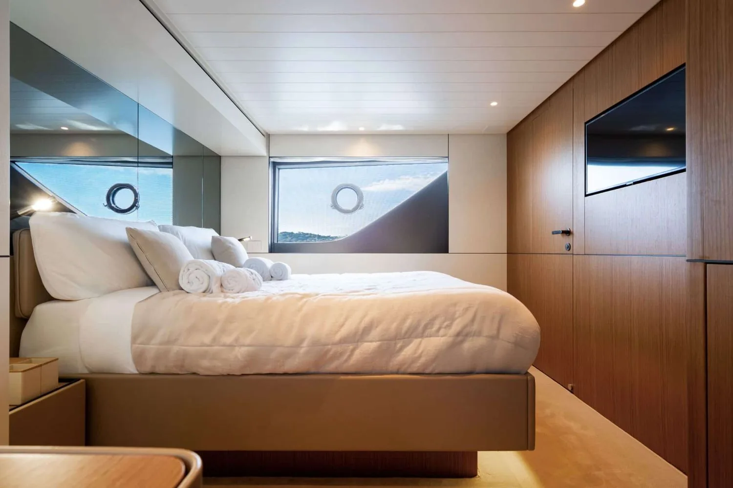 BLUEGAME BGX63 - photo 16 location yacht Cannes
