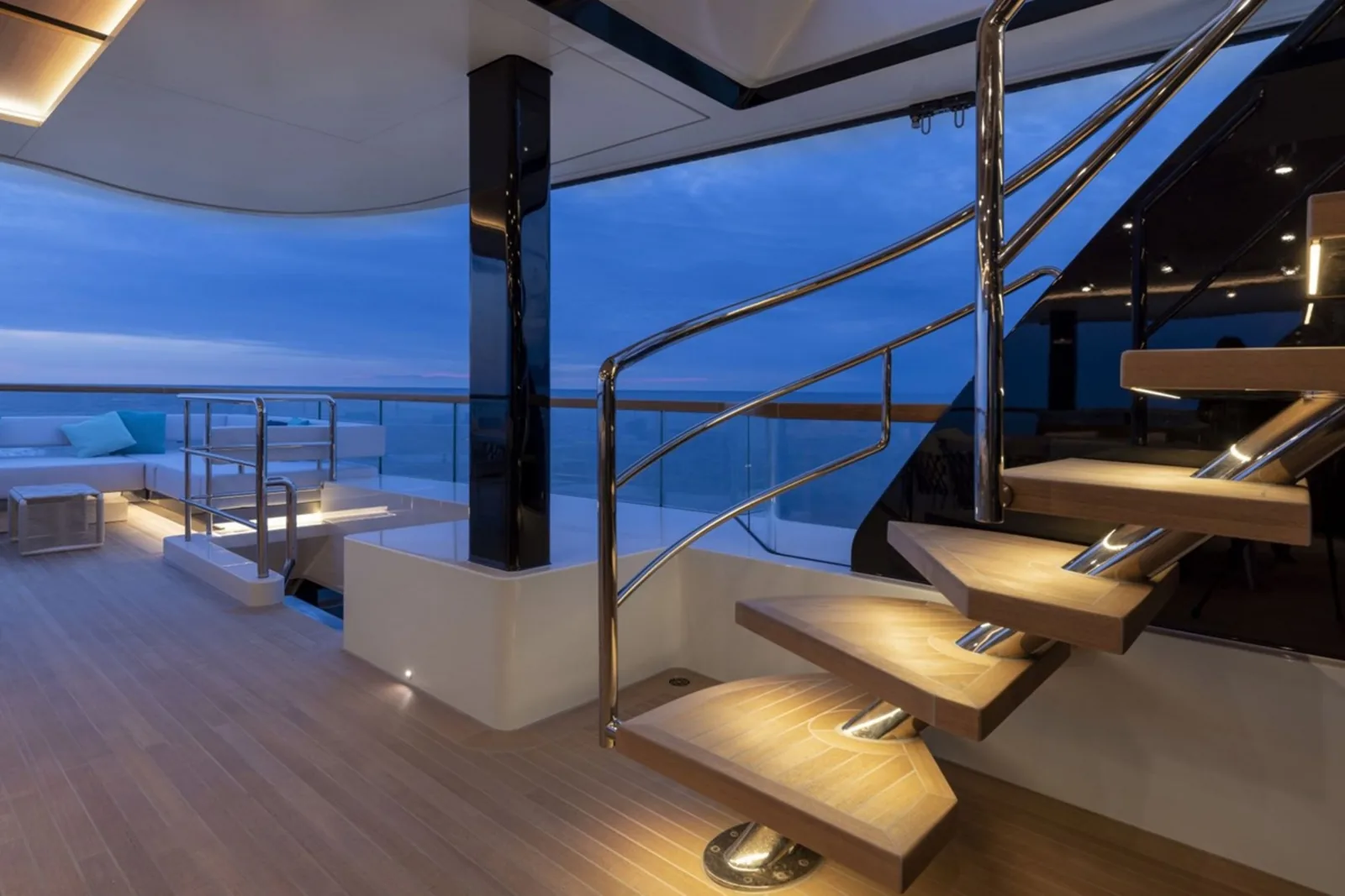 C - photo 18 location yacht Cannes