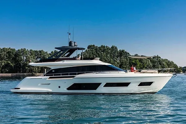 CARE ONE - location yacht Cannes