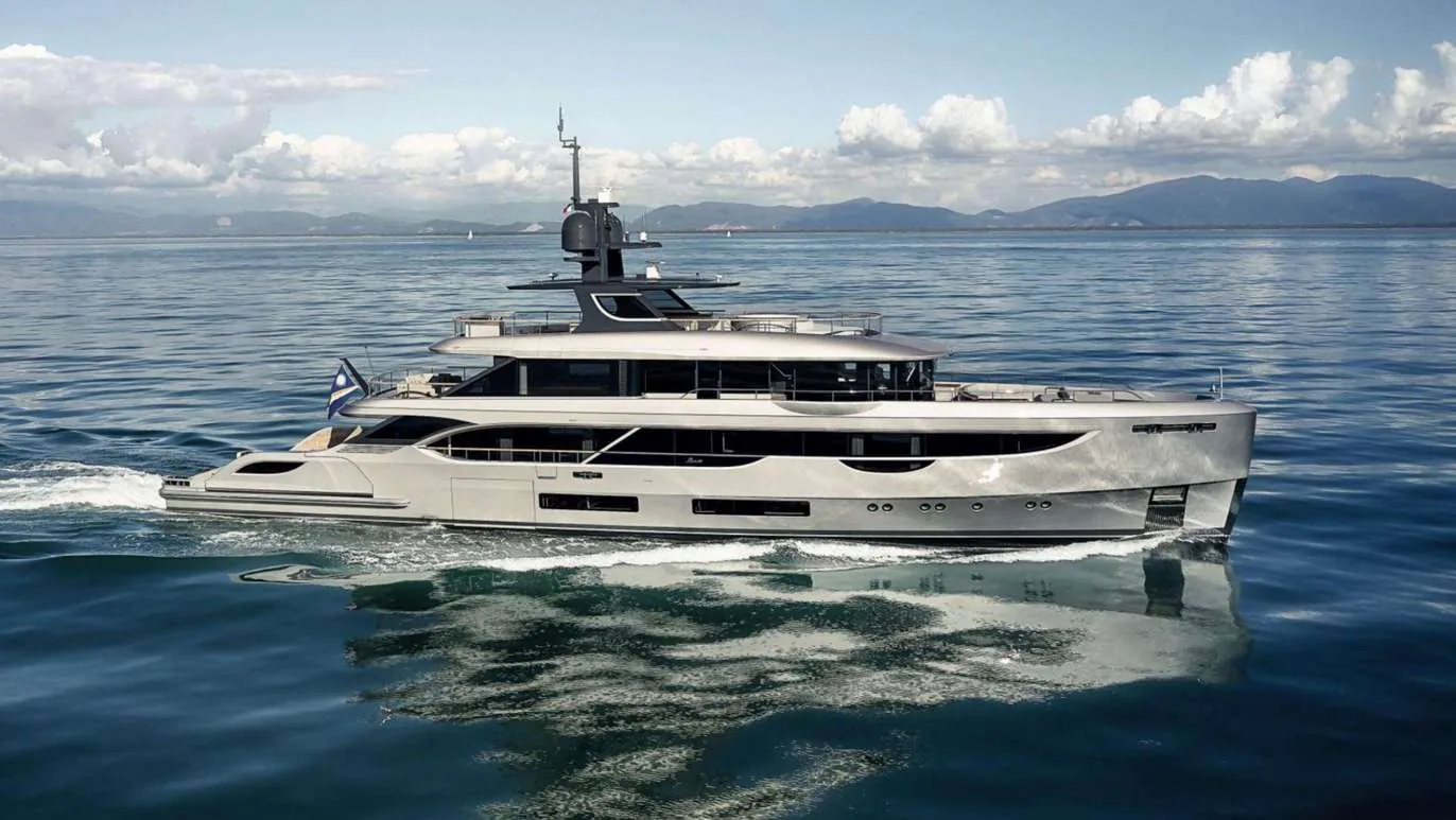 Cosmico, photo 2 location yacht Cannes