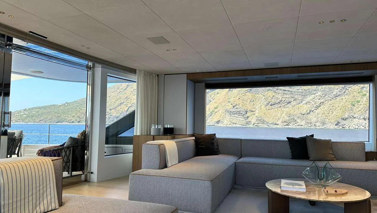 Cosmico, photo 25 location yacht Cannes