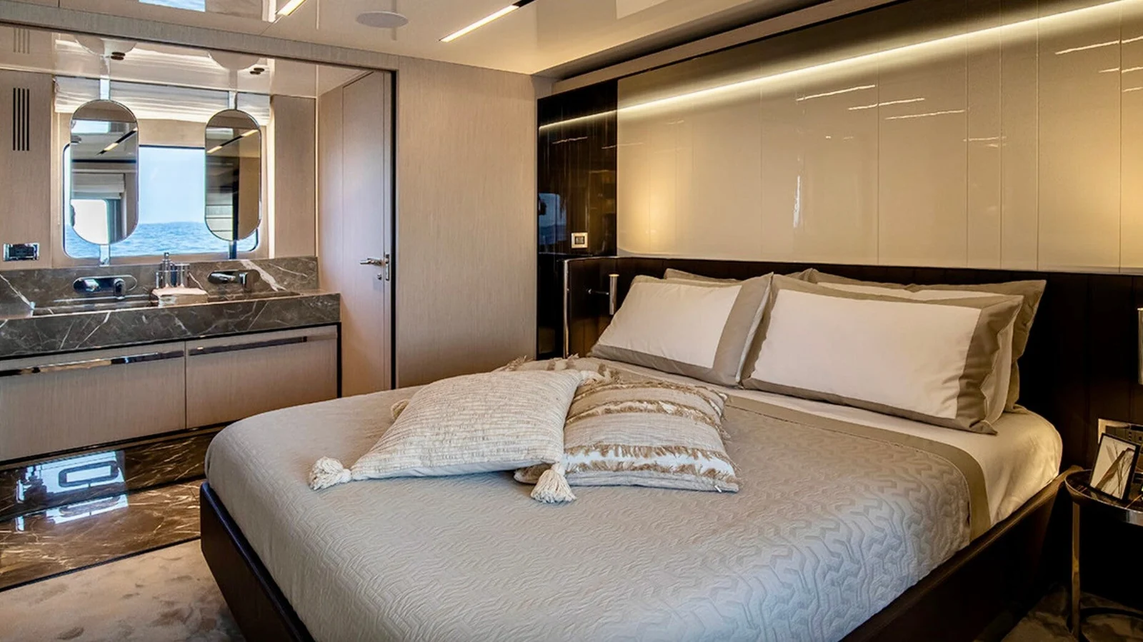Cranchi 67 Settantotto, photo 17 location yacht Cannes