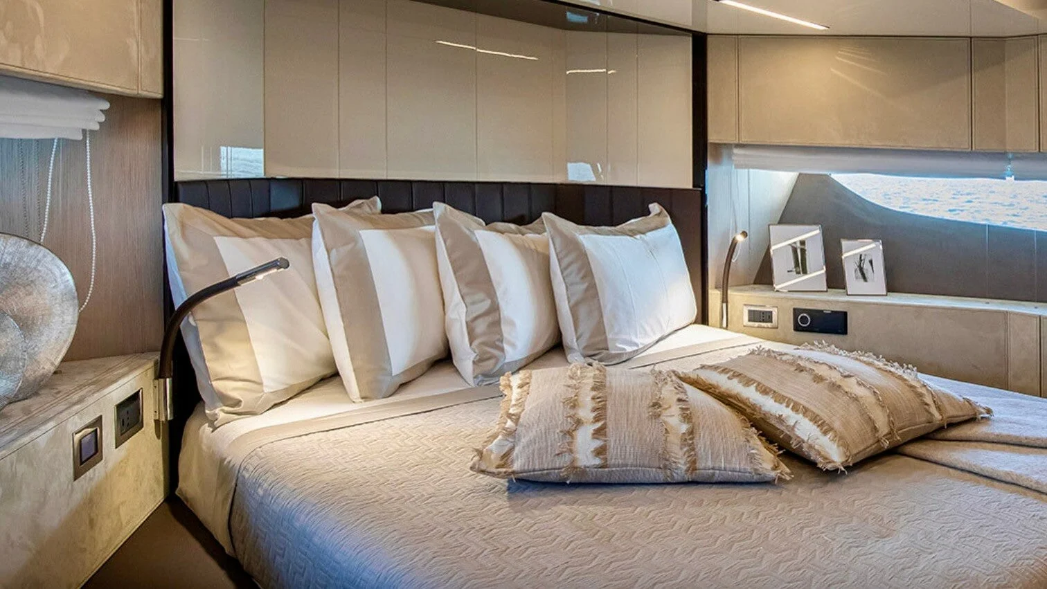 Cranchi 67 Settantotto, photo 19 location yacht Cannes