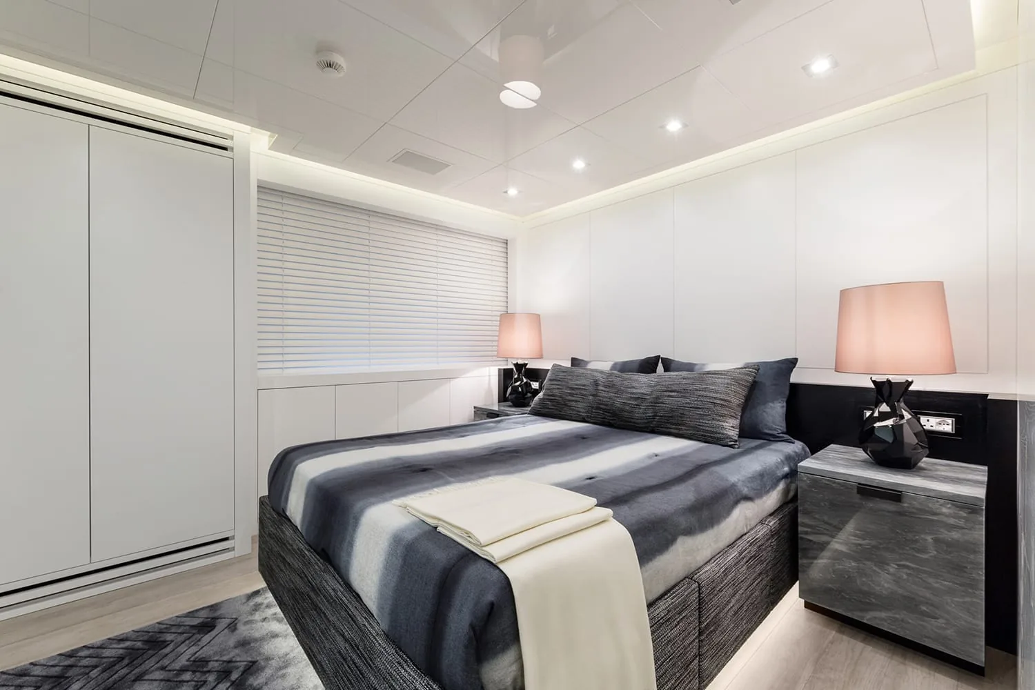 DA VINCI - photo 12 location yacht Cannes
