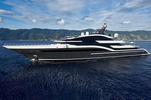 DAR - location yacht Cannes