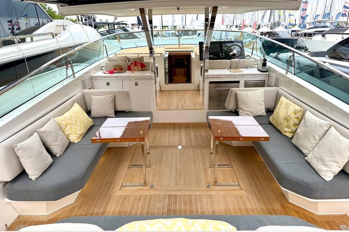 Delta 60 Open, photo 16 location yacht Cannes