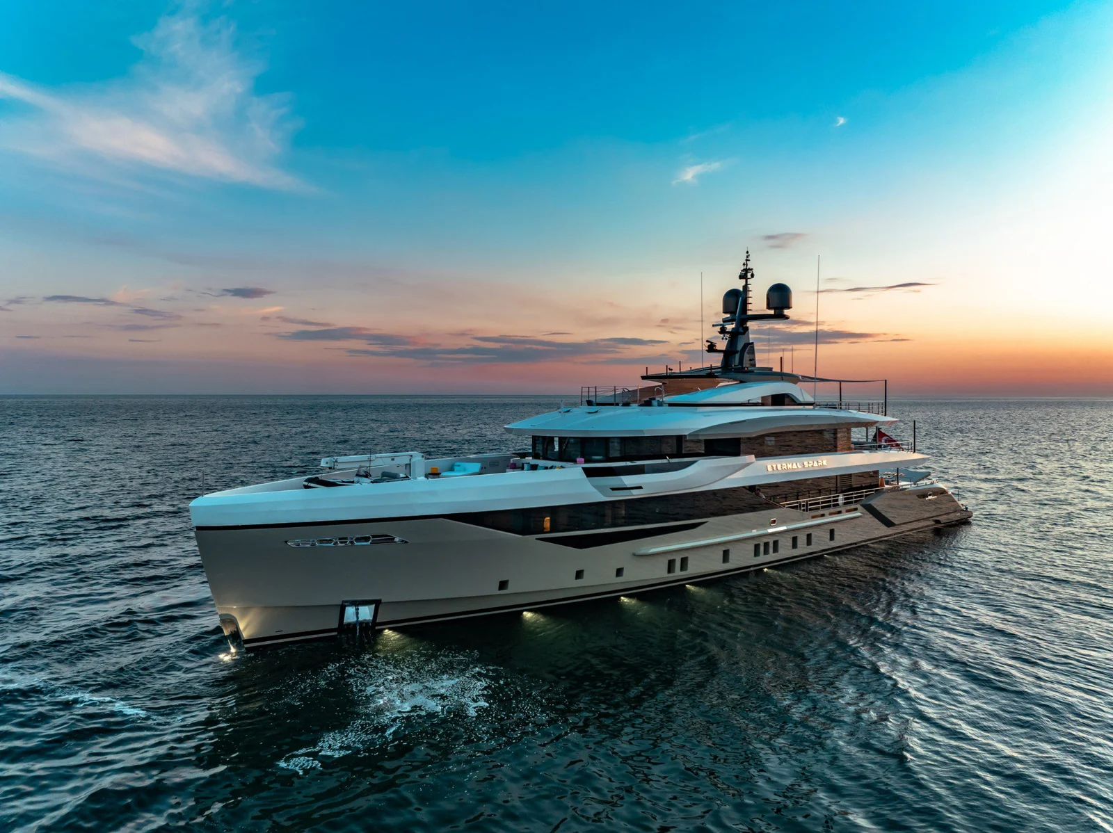 Eternal Spark, photo 2 location yacht Cannes