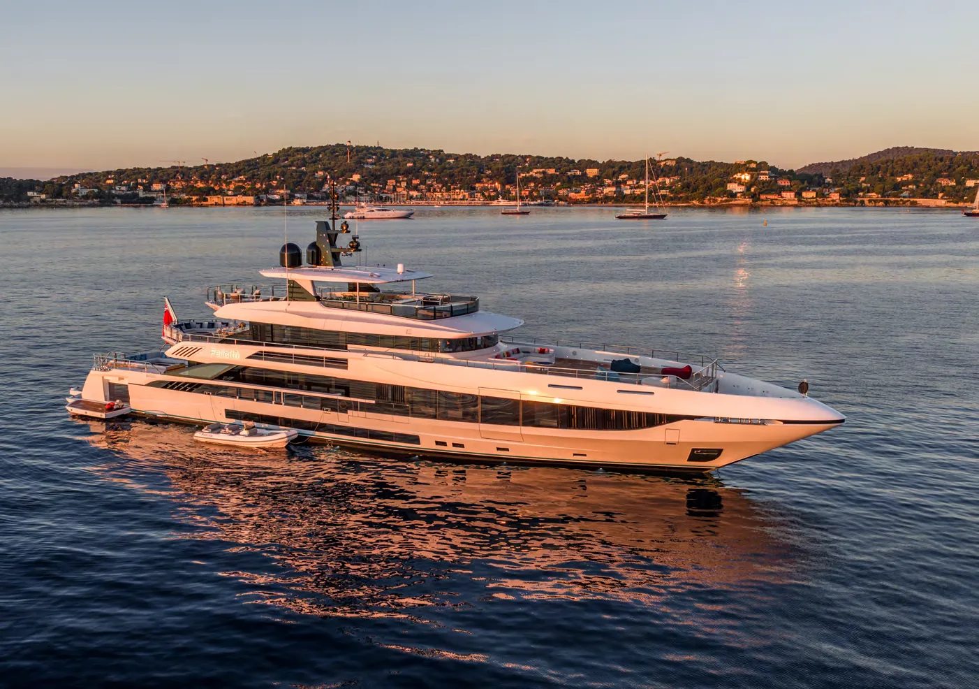 Felicita, photo 2 location yacht Cannes