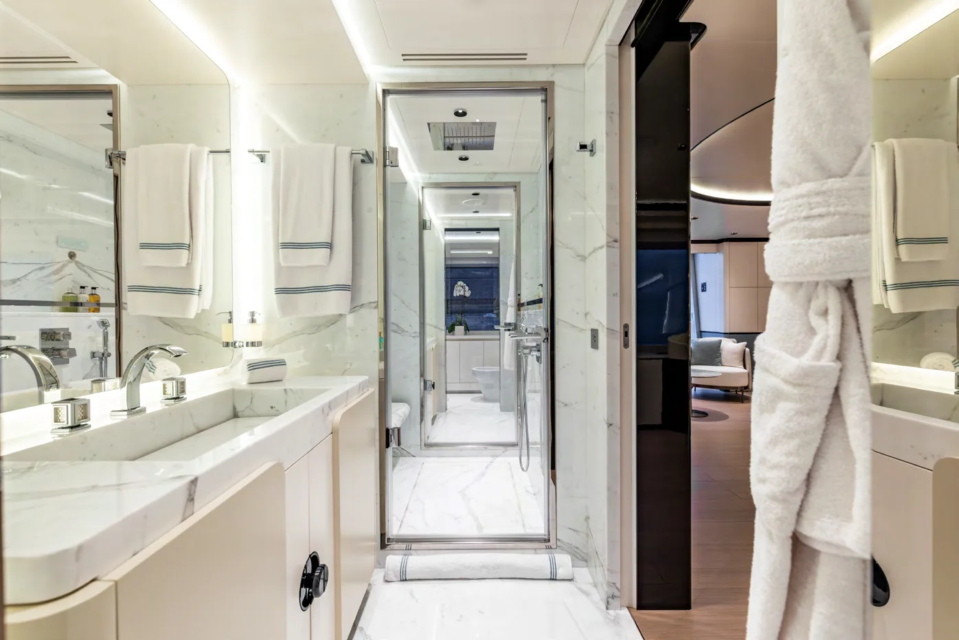 Felicita, photo 17 location yacht Cannes