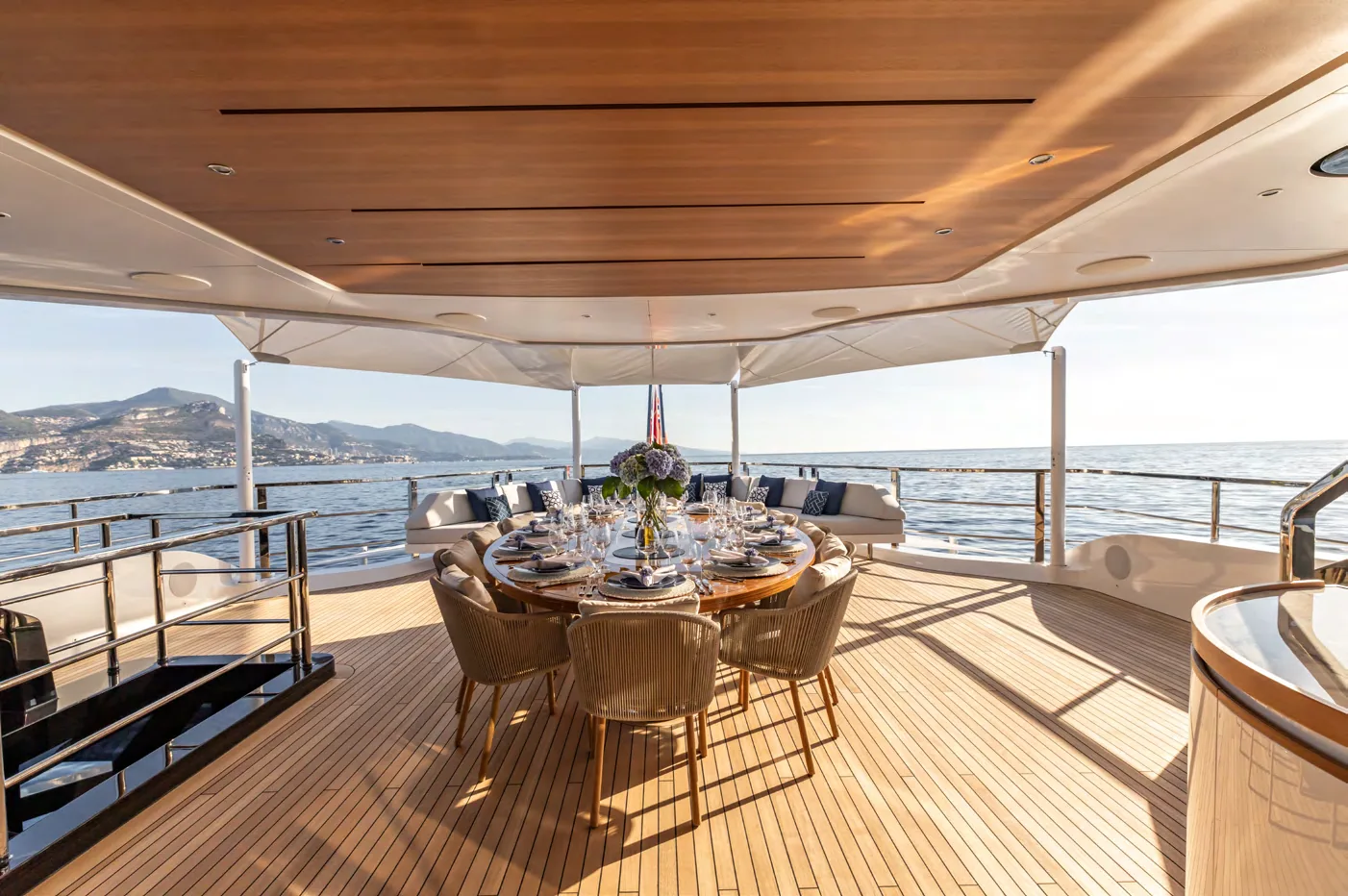 Felicita, photo 32 location yacht Cannes