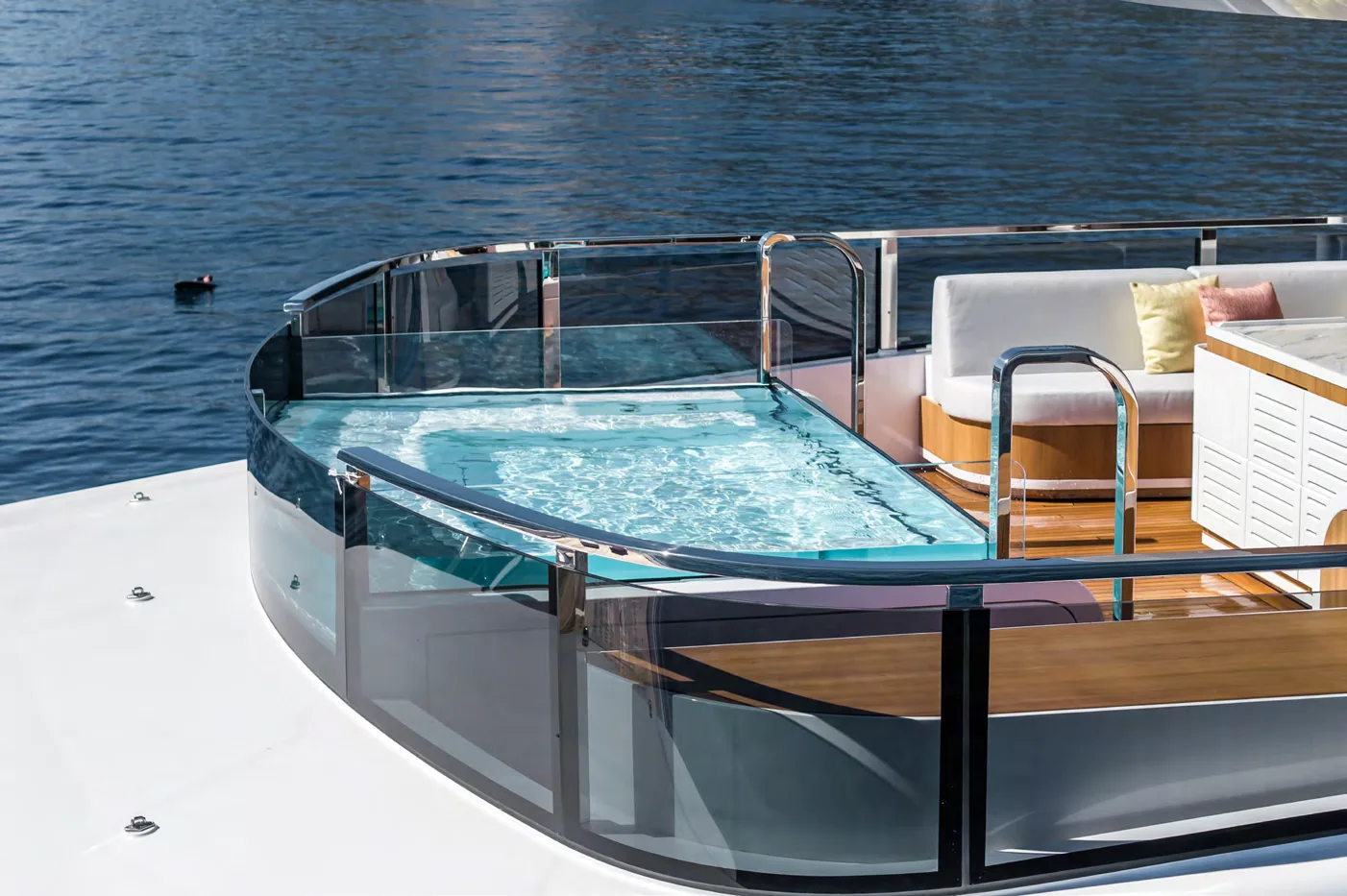 Felicita, photo 45 location yacht Cannes