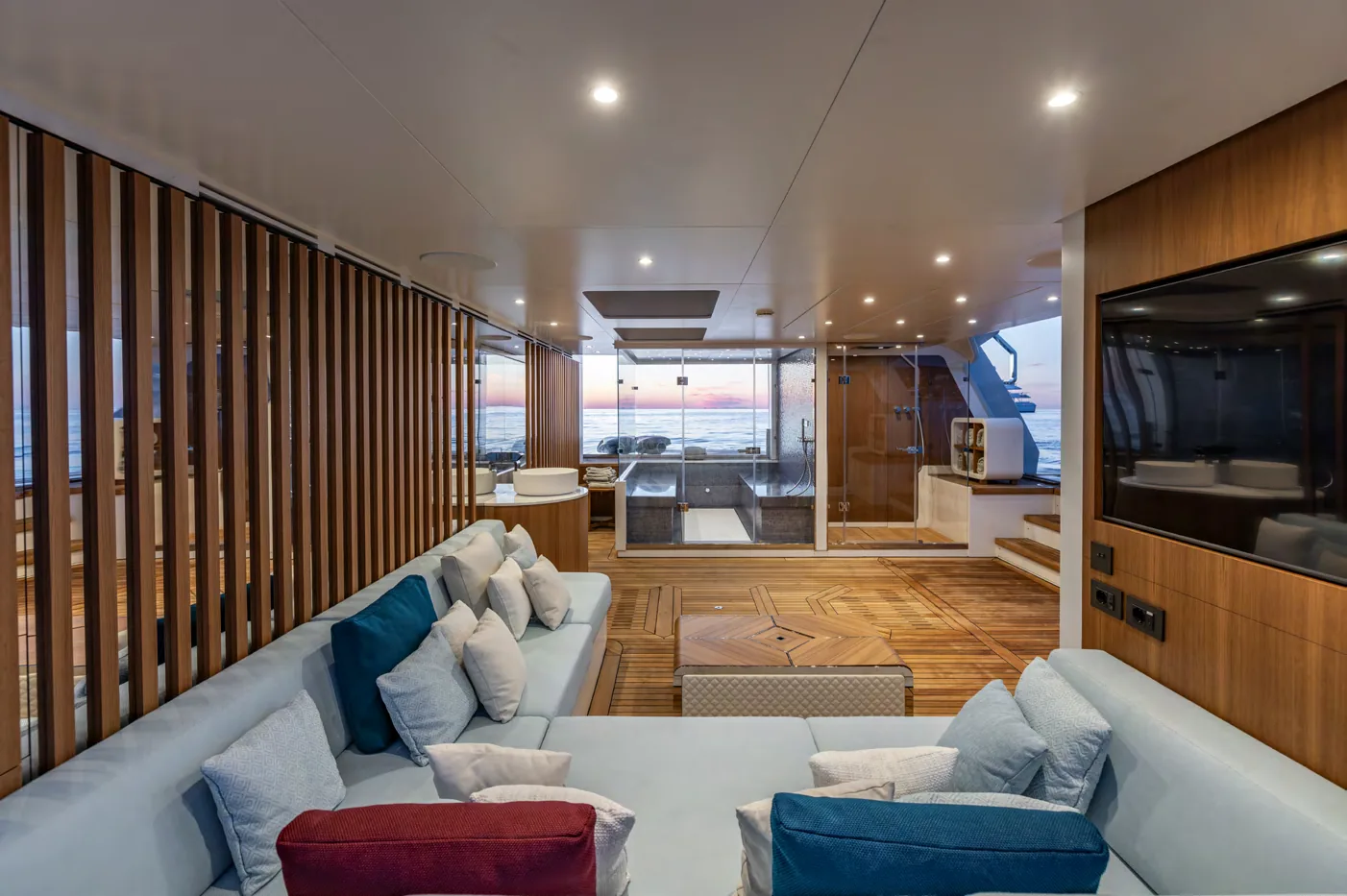 Felicita, photo 47 location yacht Cannes