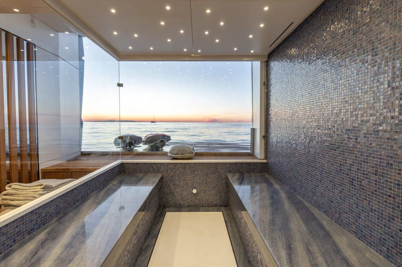 Felicita, photo 49 location yacht Cannes