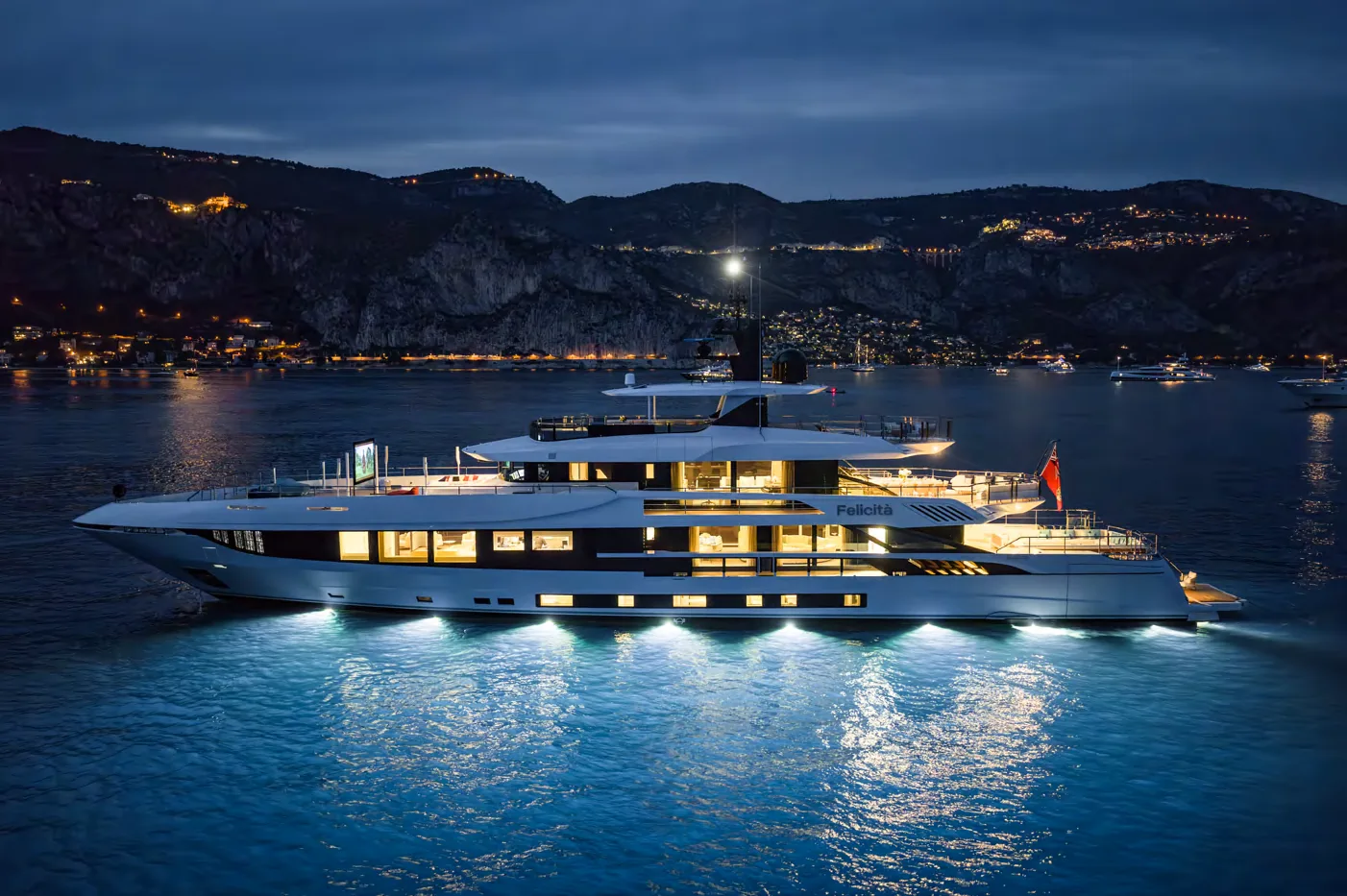 Felicita, photo 54 location yacht Cannes