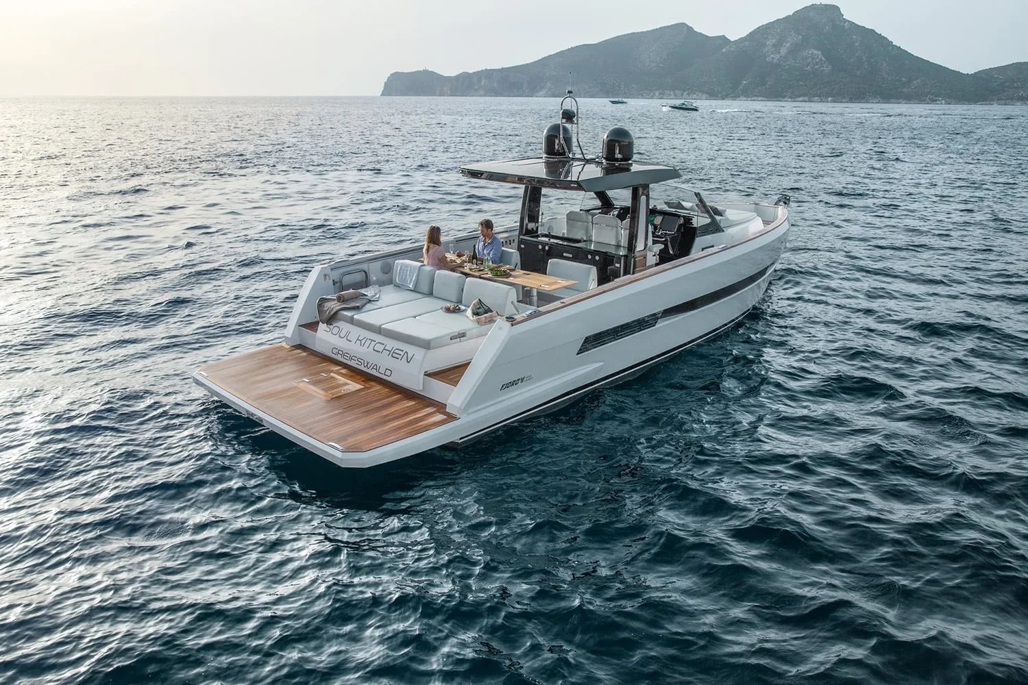 Fjord 44 Open, photo 13 location yacht Cannes