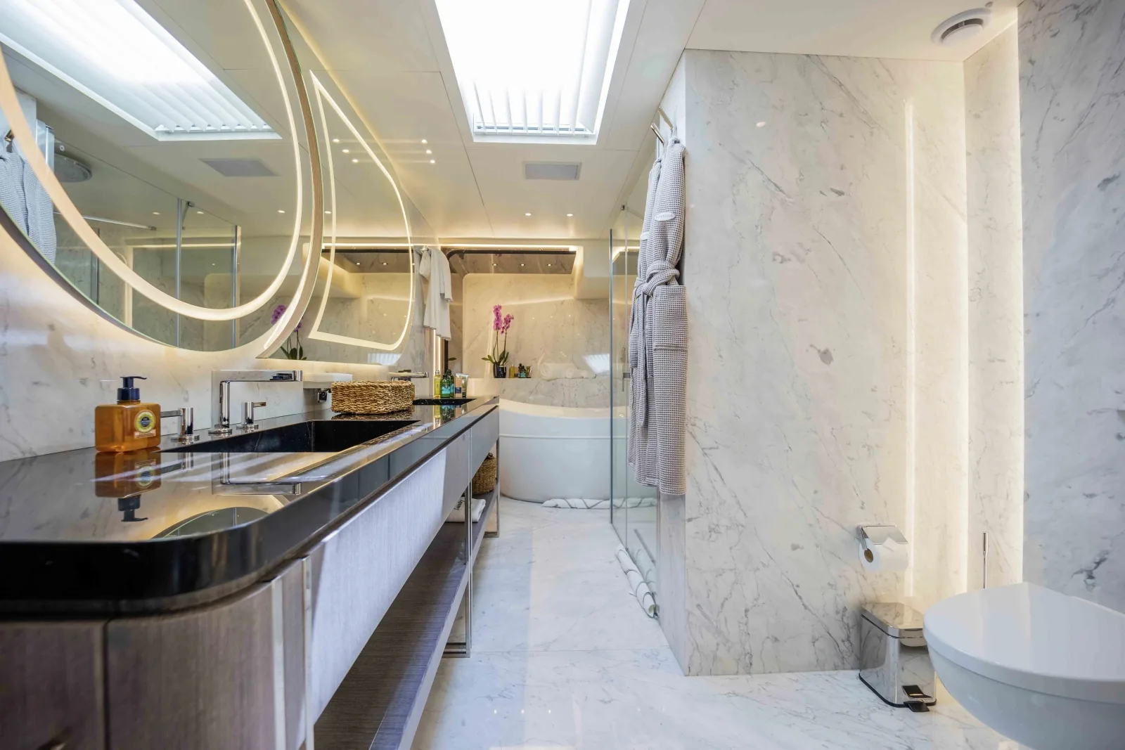 FORTUNA - photo 23 location yacht Cannes