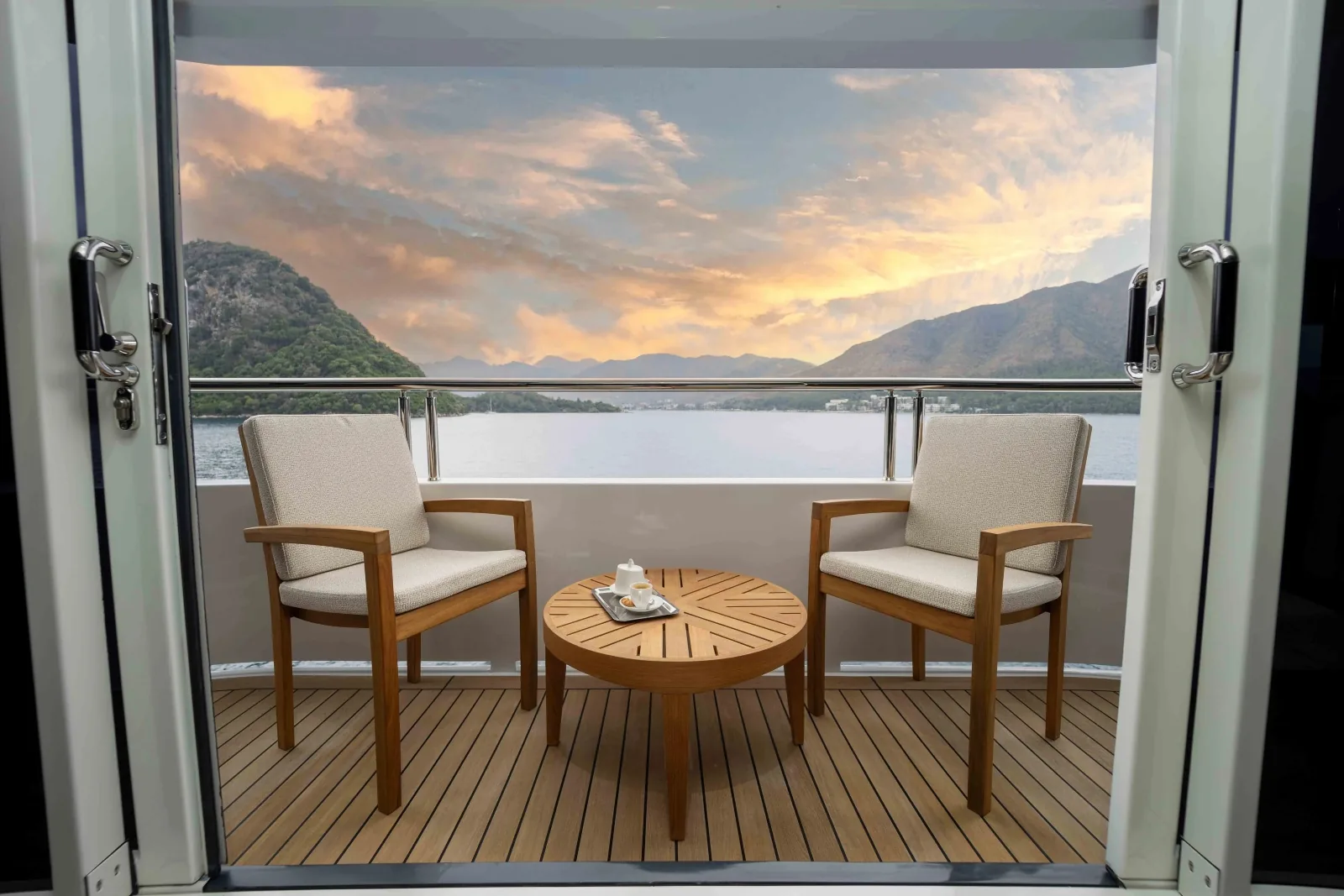 FORTUNA - photo 31 location yacht Cannes