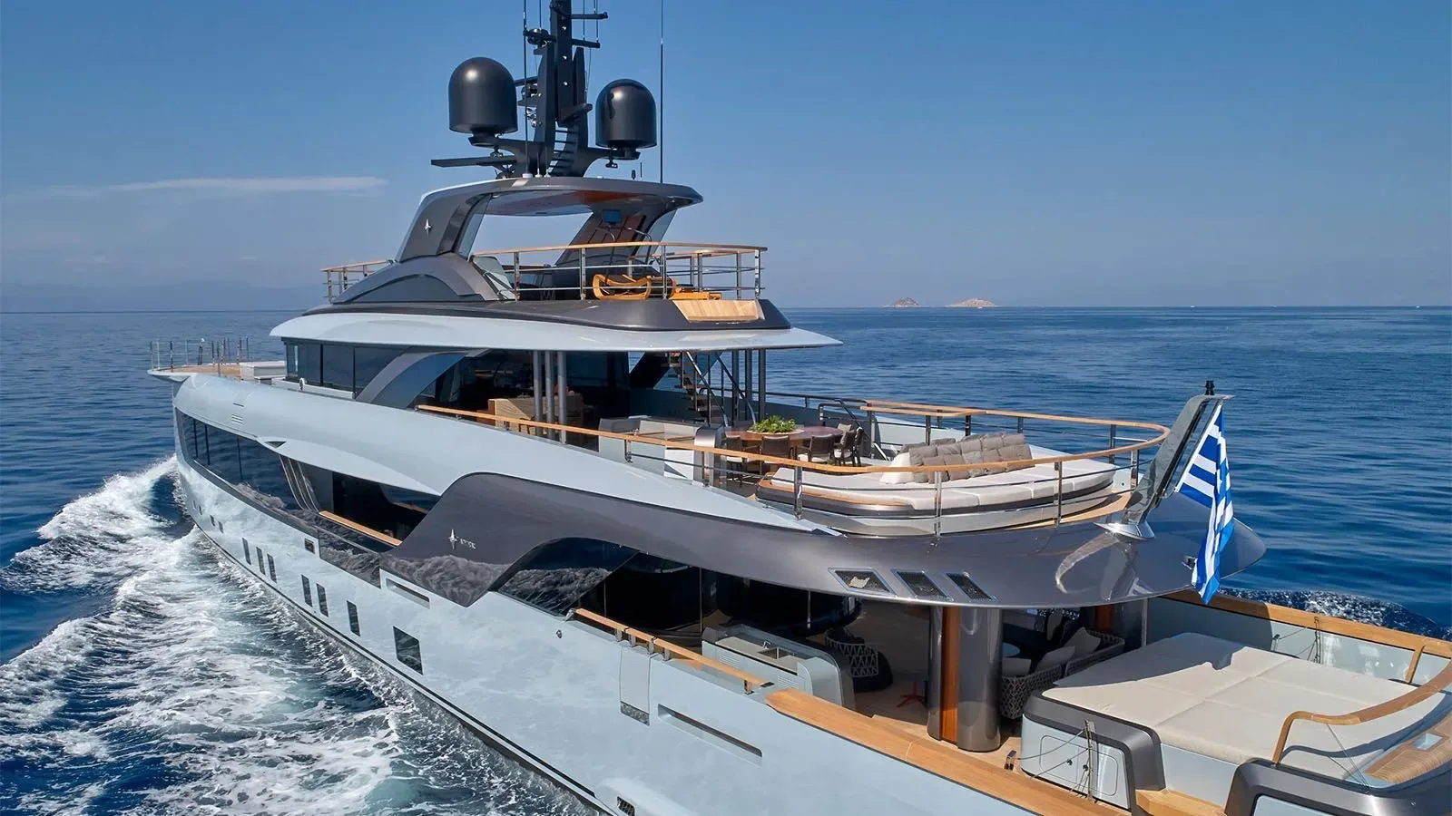 GECO - photo 12 location yacht Cannes