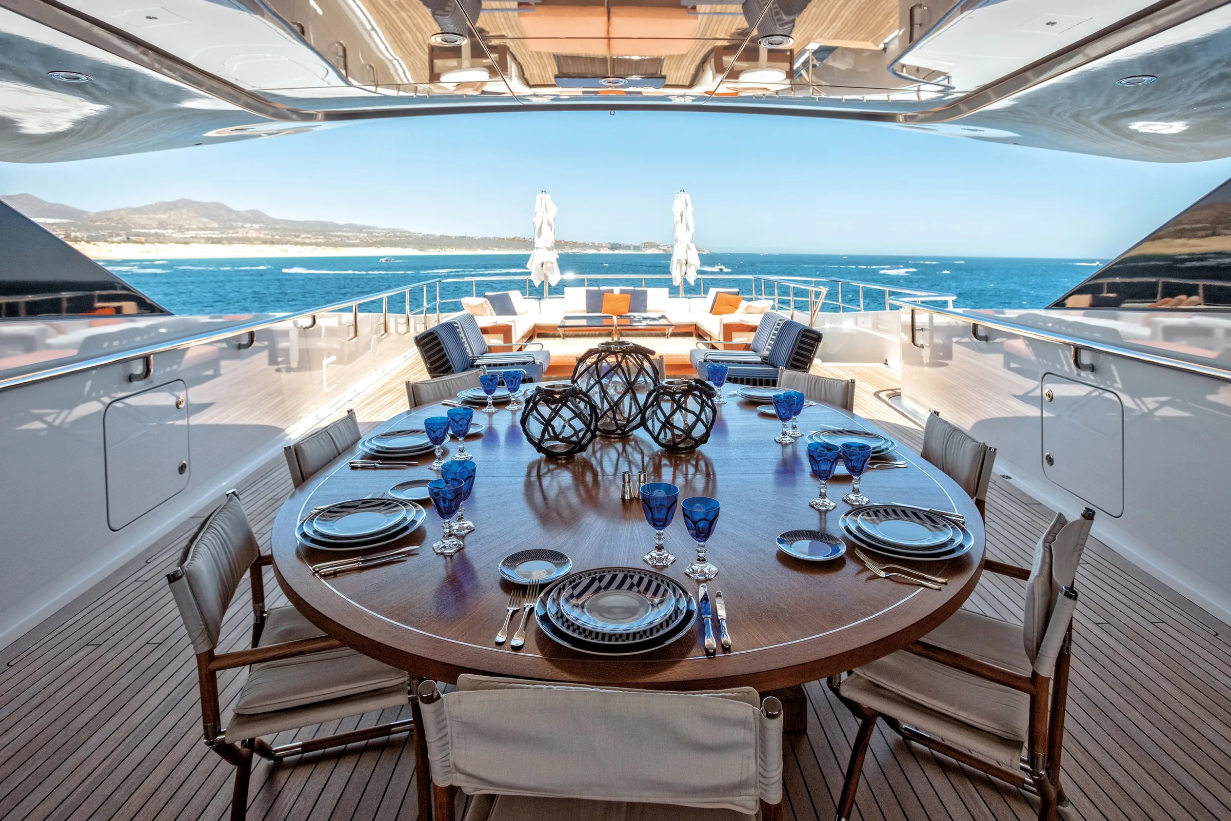 HALO - photo 16 location yacht Cannes