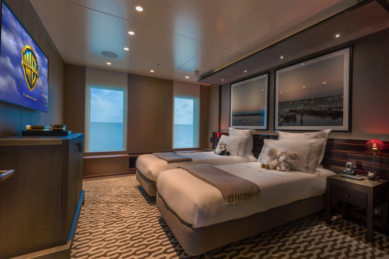 HALO - photo 33 location yacht Cannes