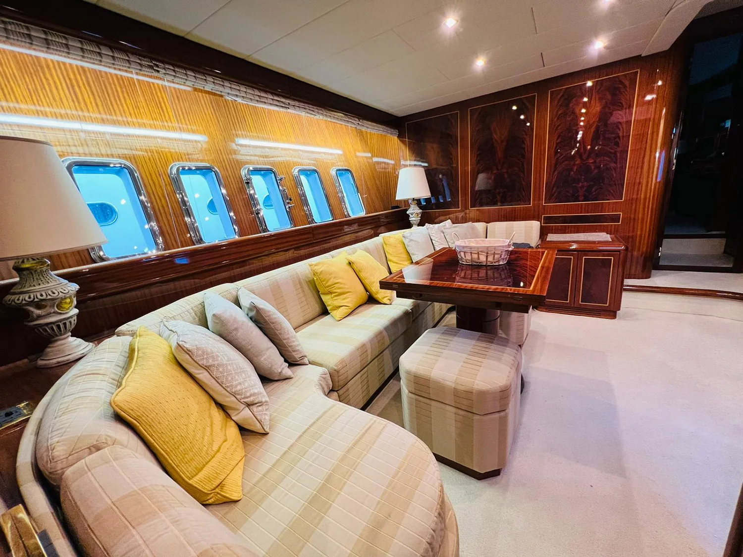 HELIOS - photo 14 location yacht Cannes