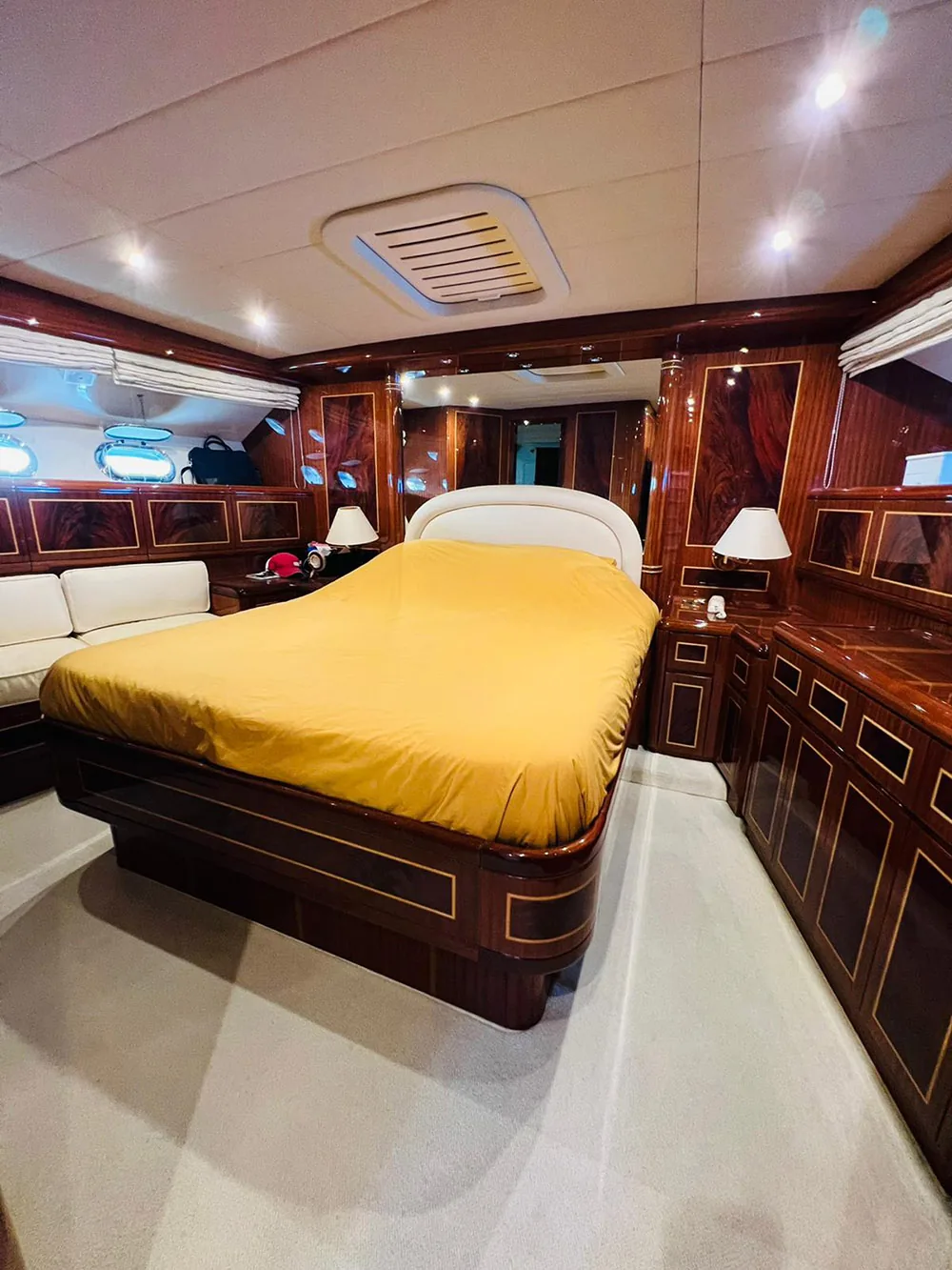 HELIOS - photo 18 location yacht Cannes