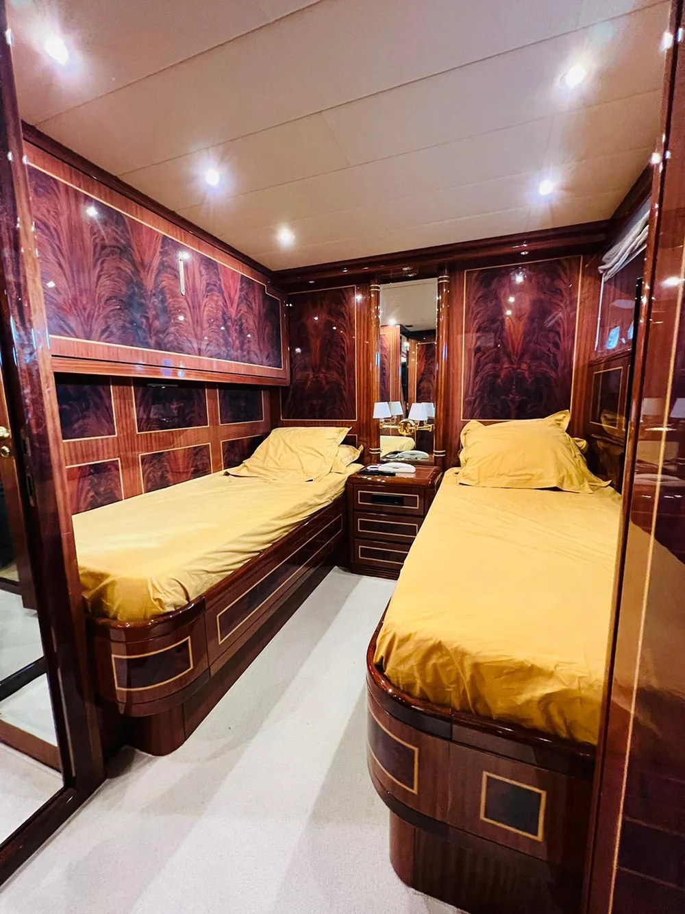 HELIOS - photo 21 location yacht Cannes
